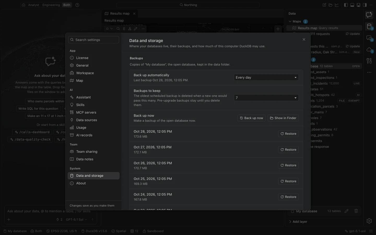 Data and storage settings showing automatic backup controls, completed backups, and table snapshots with restore actions.