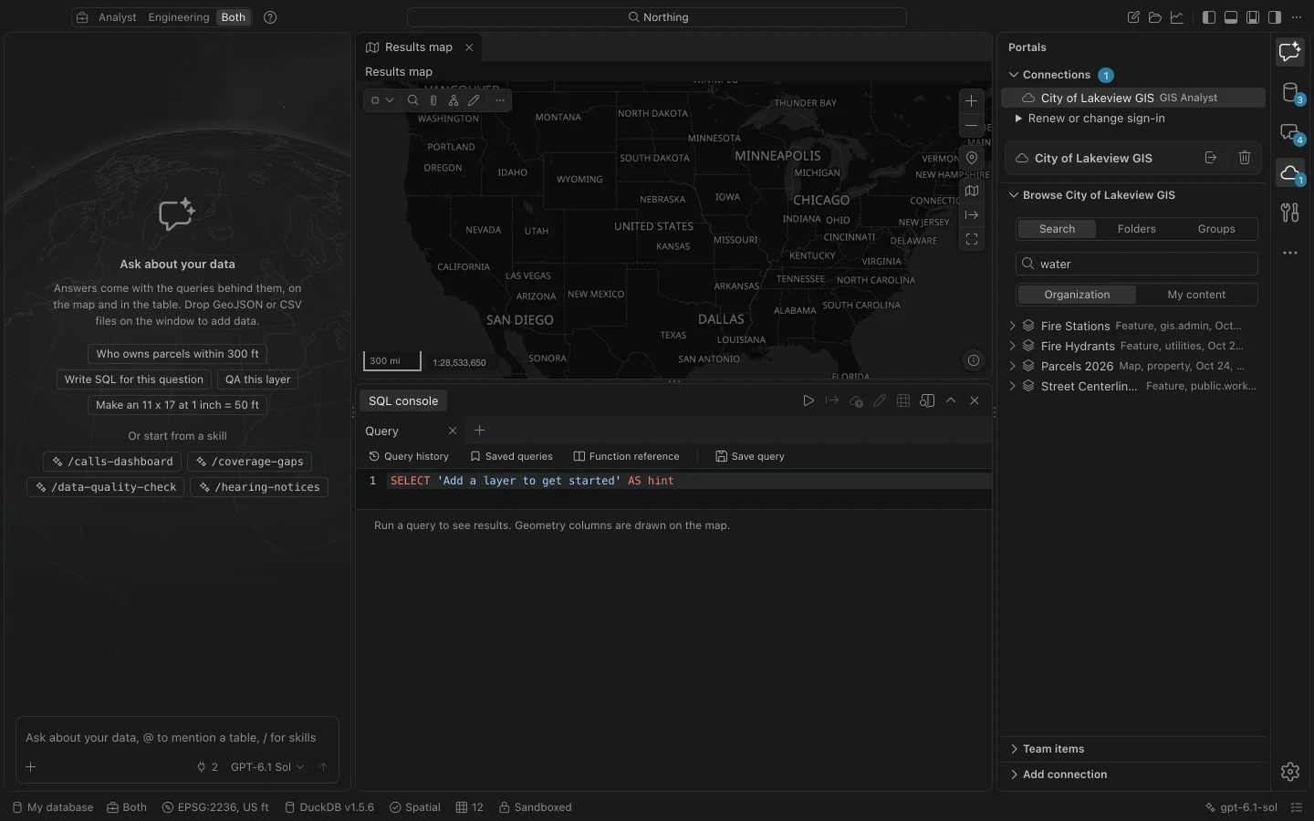 Signed-in sample portal with Search, Folders, and Groups controls and a list of services and web maps.